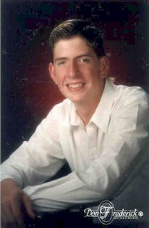 Senior_Picture.jpg (19916 bytes)